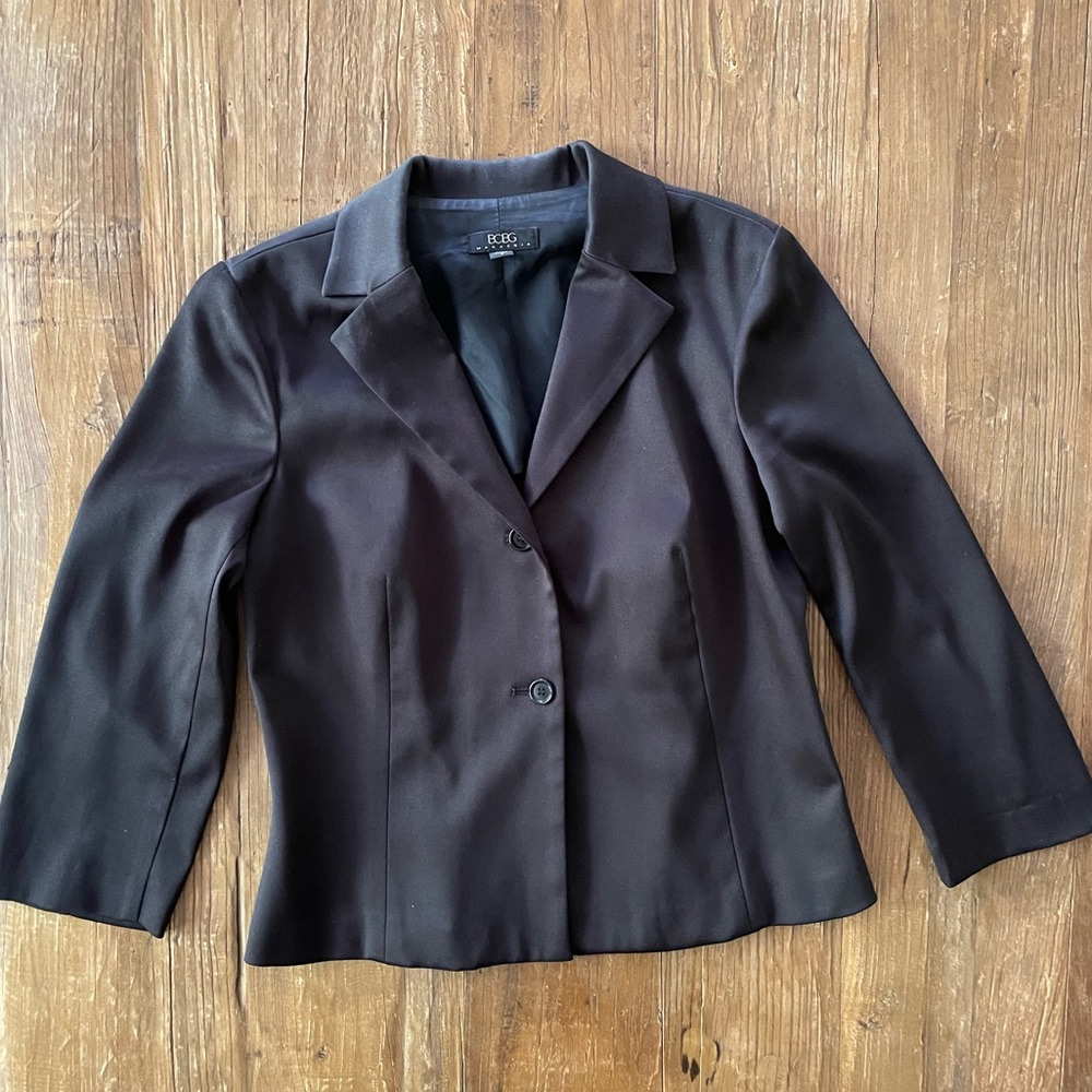 BCBG Cropped tuxedo jacket